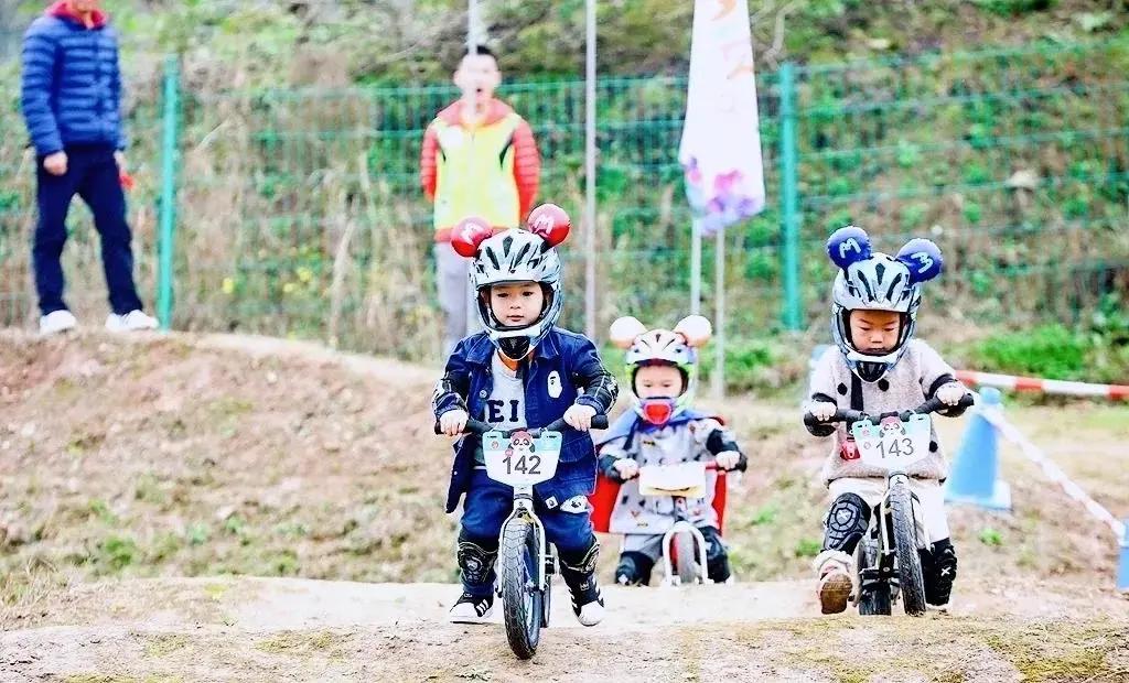 青白江遛娃宝藏地,青白江特色体育项目