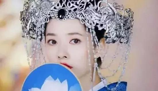 陈乔恩古装白衣的图片大全,古装美人白衣装