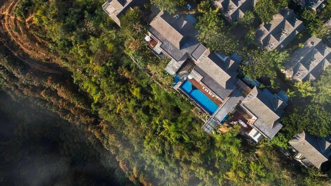 西双版纳蓝孔雀江景主题酒店,西双版纳告庄双景酒店攻略