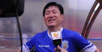 辽足尹志强,前国脚辽小虎张玉宁球衣多少号