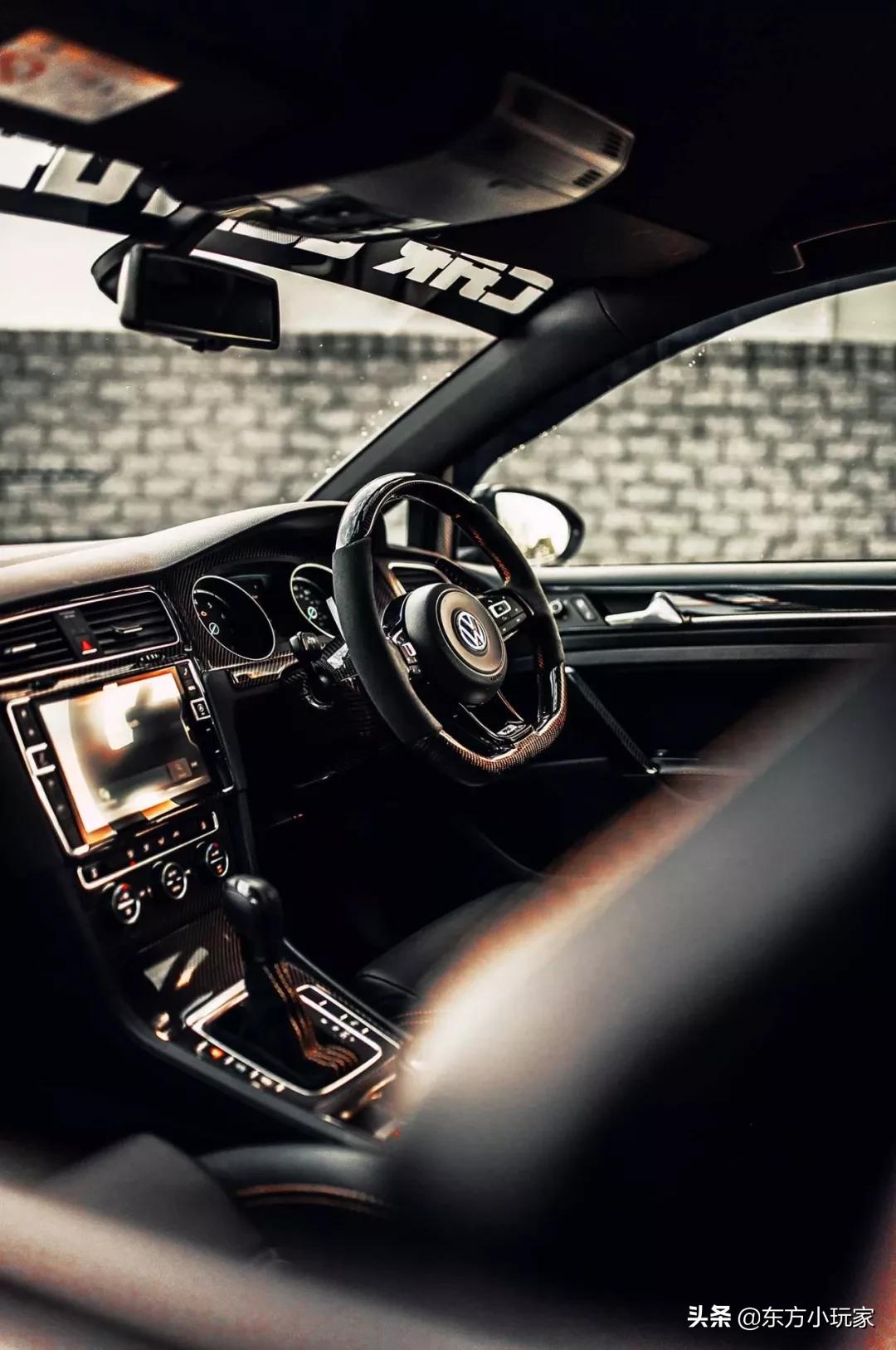 改装再好看,还是一辆“大众”还是带R的,她还是最后上他的奔驰