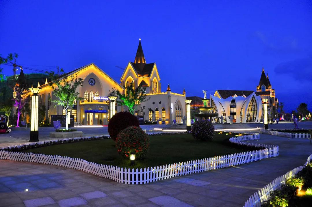 谁说去海边是夏天的专利？秋意正浓，三天两夜玩转烟威刚刚好！