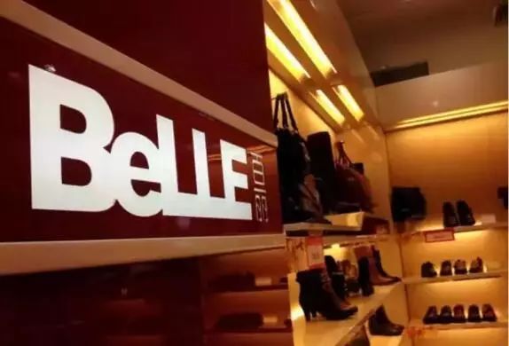 阿迪4D跑鞋有多火?35000多人天猫618排队疯抢