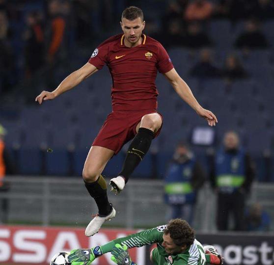 他是最被低估的巨星,他是nba最被高估的球员