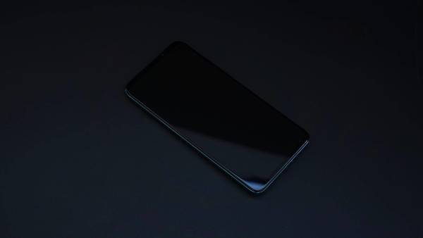 魅族16t:为娱乐而生诠释大屏美学,魅族16t正式发布对称全面屏