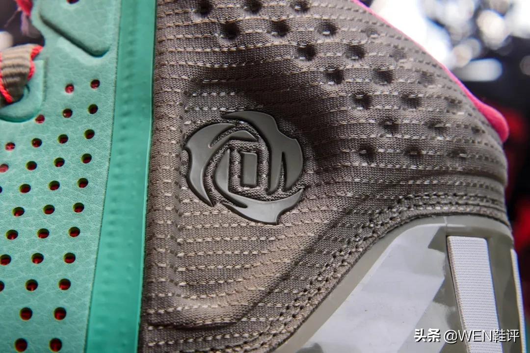 阿迪4d科技,阿迪又帅又能实战的球鞋