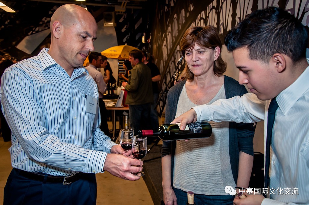 连巨星政要都亲睐的修道院葡萄酒庄你还不赶紧的｜尽在波黑福尔多