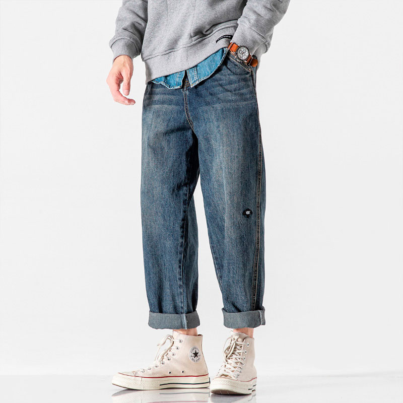 男牛仔裤搭配匡威帆布鞋,匡威帆布鞋搭配什么裤子最好看