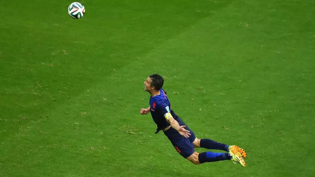 足坛迎来了一个新的时代,夏天来了一切都烟消云散