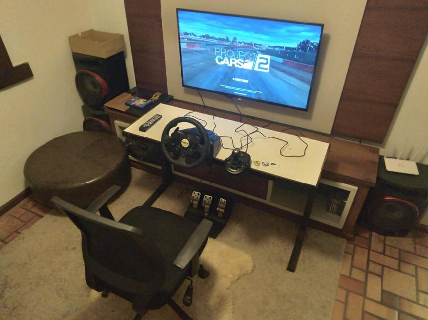 玩赛车游戏当车手,玩赛车很挣钱吗