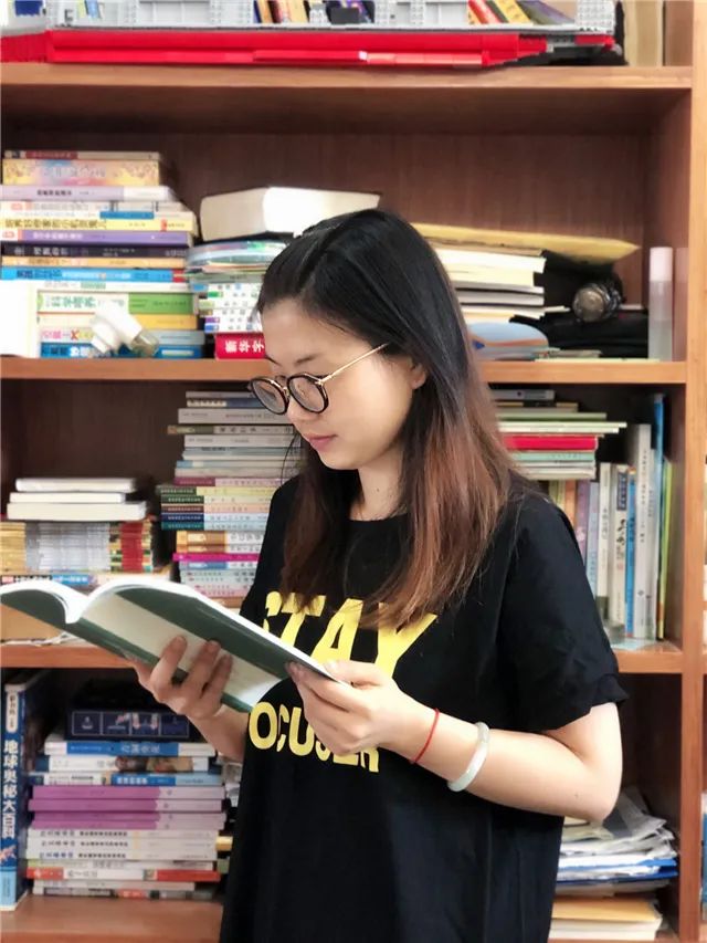 书香润心灵读书促成长征文,书香润校园阅读伴成长教师发言稿