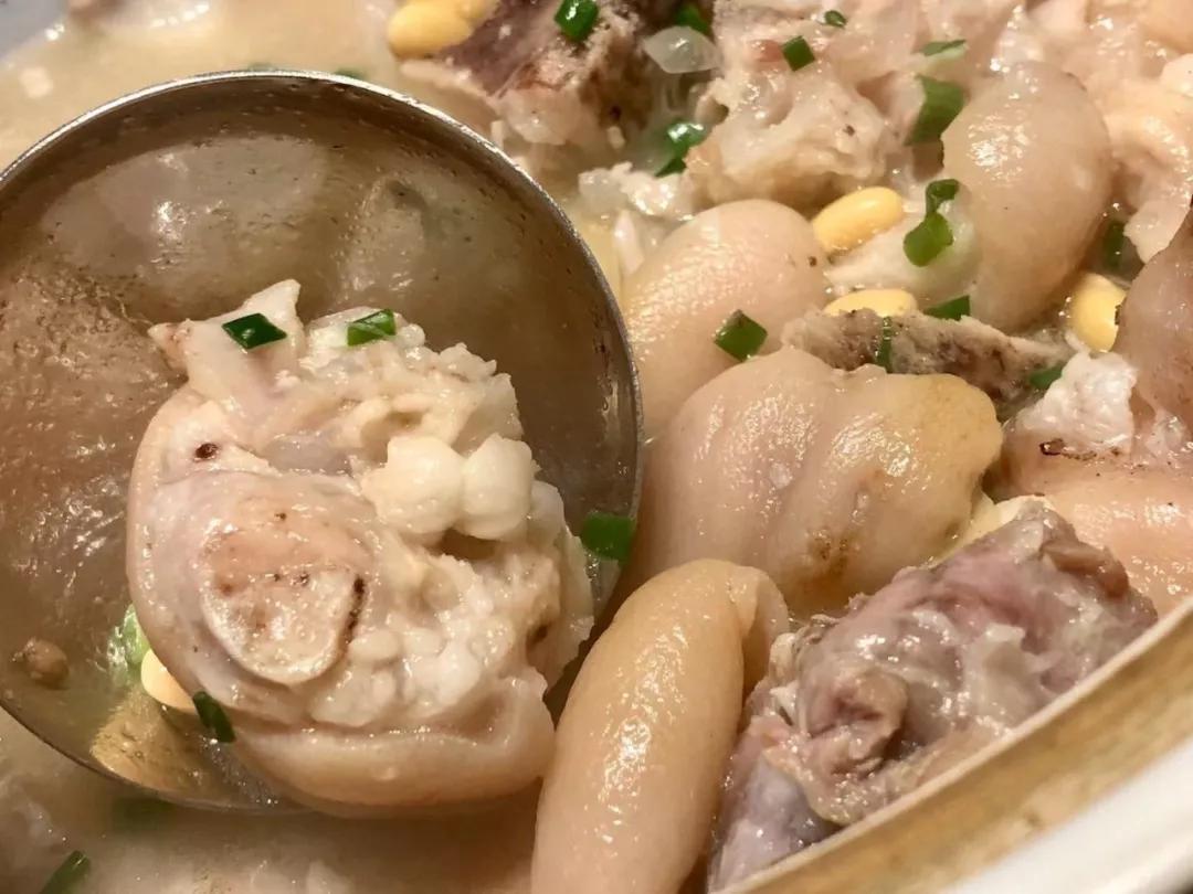 黄豆焖猪蹄的好吃做法,黄豆焖猪蹄的家常做法王刚