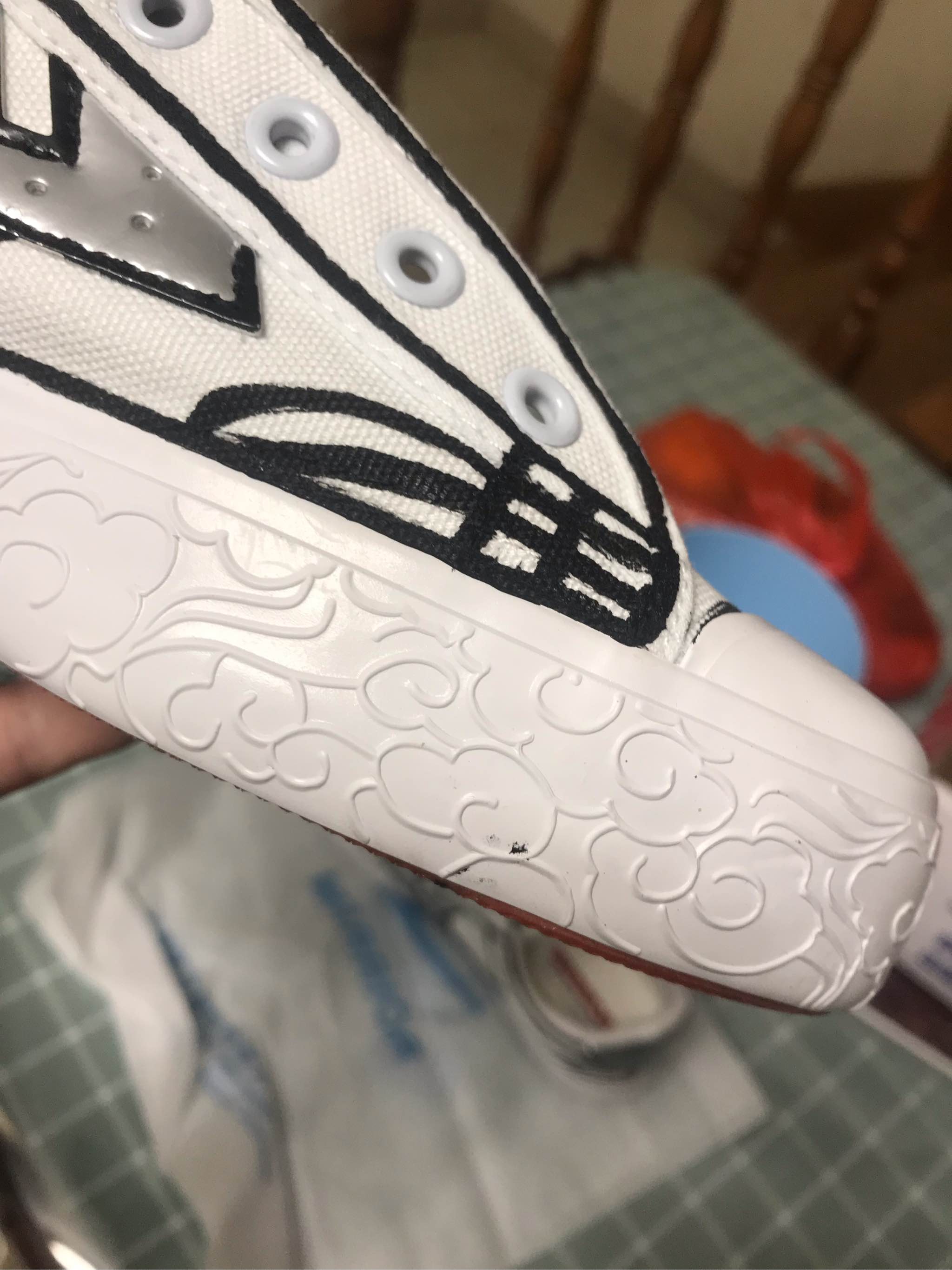 回力男鞋手绘,回力二次元手绘鞋