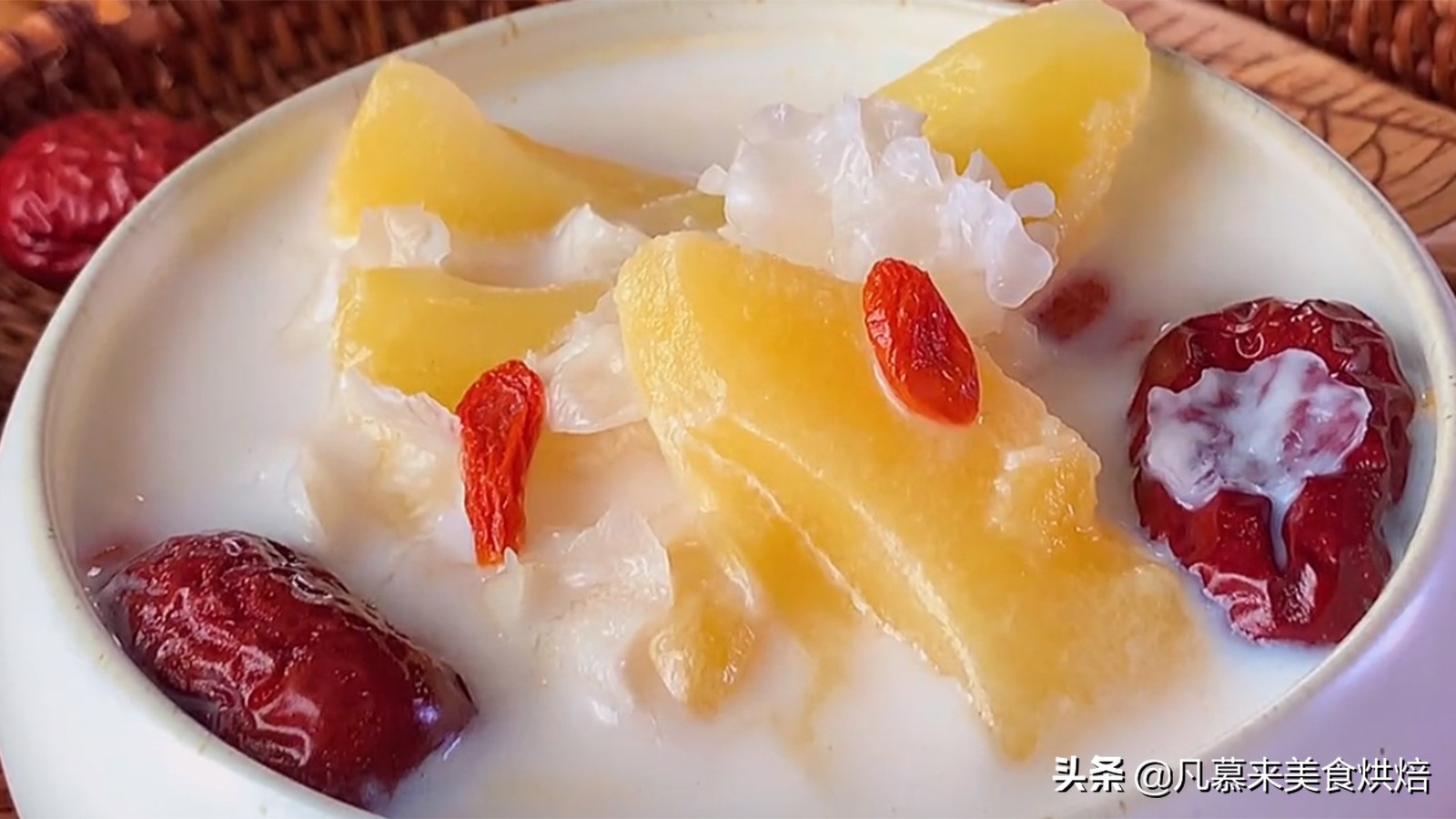 西游记中孙悟空偷吃人参果,孙悟空偷吃人参果是在哪里