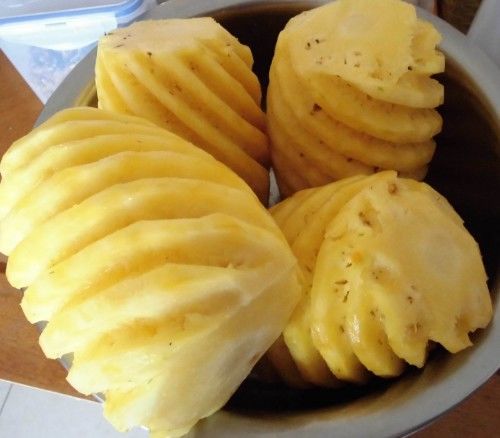 菠萝如何挑选甜的,菠萝该怎么挑选才好吃