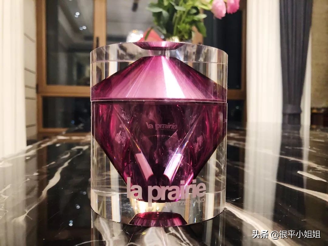 30岁女生护肤品推荐预算2000,30岁女生最合适的护肤品