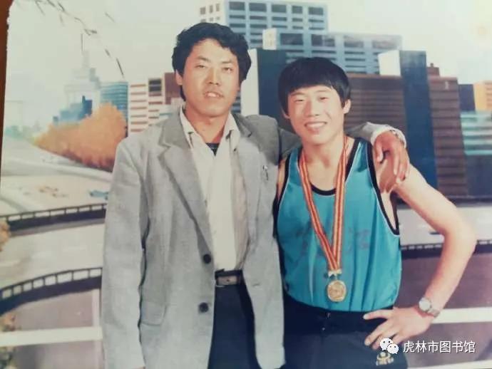 虎林老县城照片,虎林火车站老照片