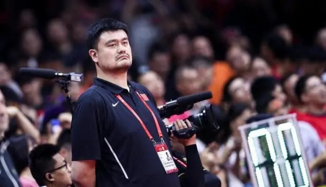 人物|姚明从球员到篮协主席,不一样的篮球赛场一样的篮球梦想