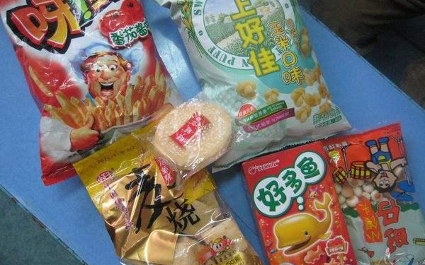 学校小卖部要关停，这3种经典零食吃不到了！走读生：我可以代购