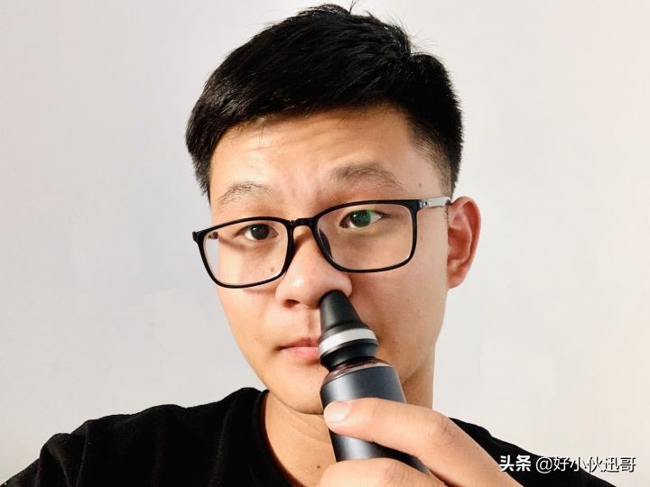 脖子和下巴上的胡子有必要刮吗,下巴的胡子怎么用手动剃须刀刮