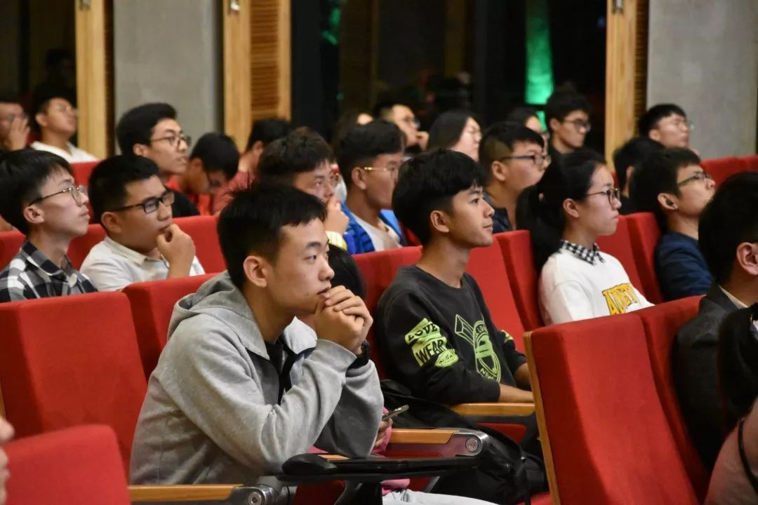 华科校友、pplive创始人姚欣分享：当年，我是这样在宿舍创业的…