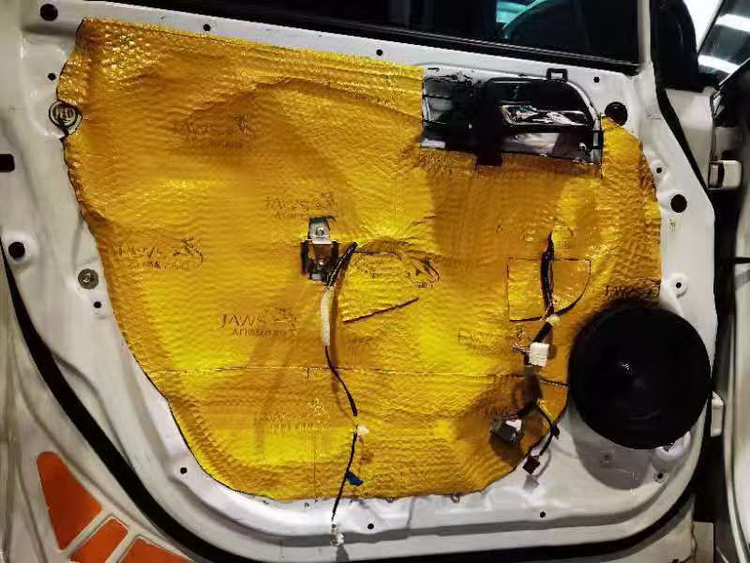 安静下来无锡祥兴本田奥德赛汽车隔音改装大白鲨