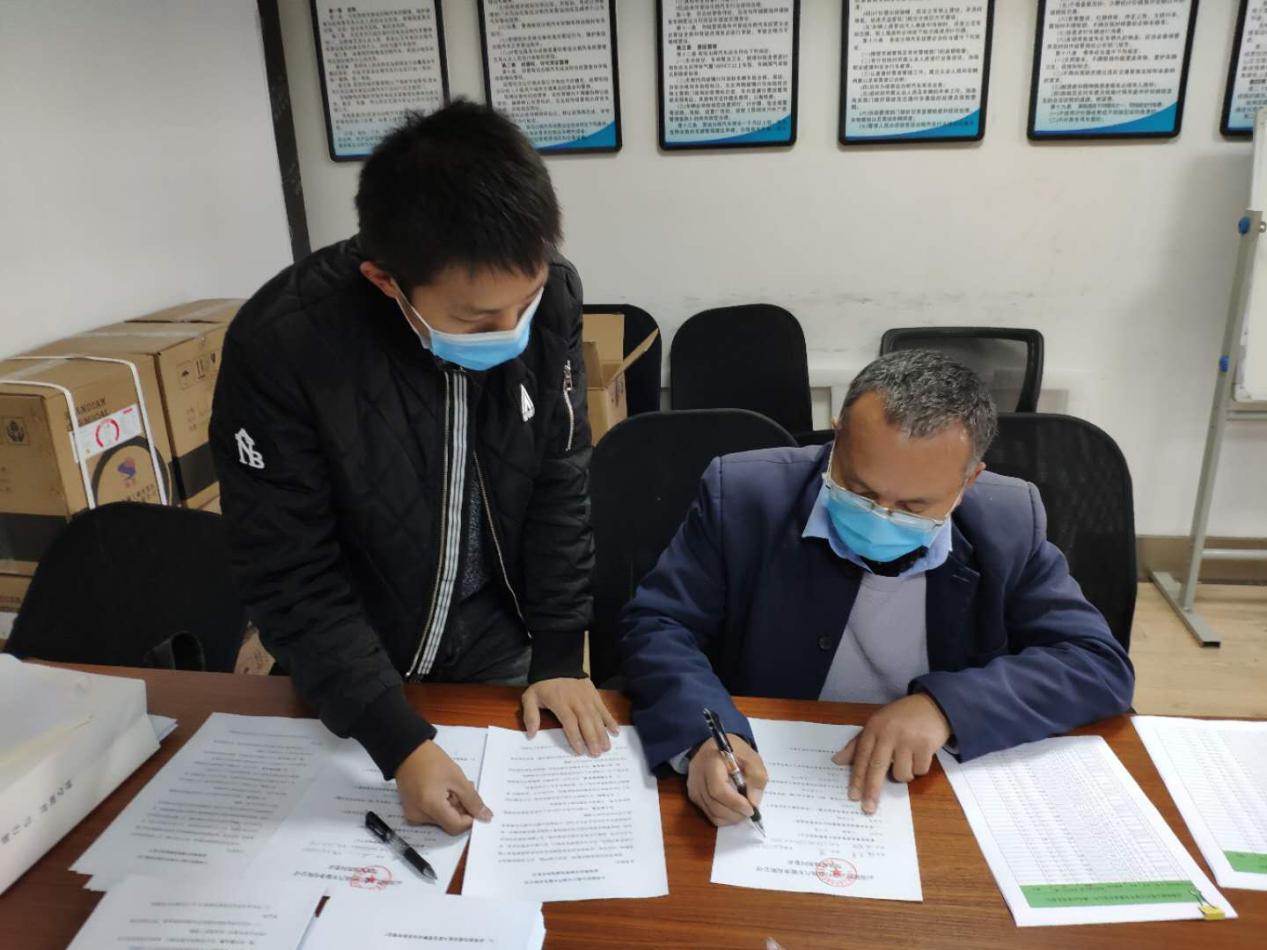 云能行减免车租，与司机共克时艰