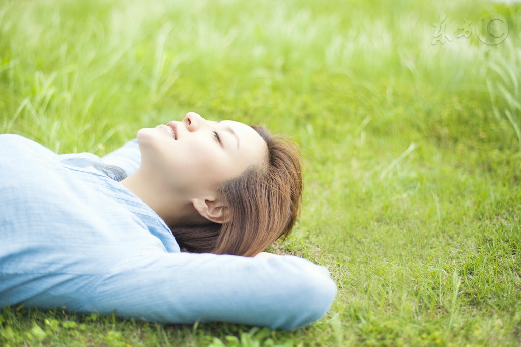 小说生活不会辜负每一个努力的人,生活本来很不易小说