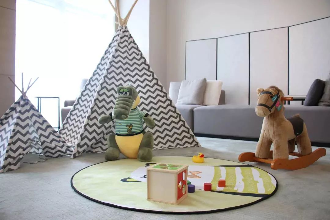 索菲特酒店颜值巅峰之作,《流浪地球》男主吴京都去佛山打过卡