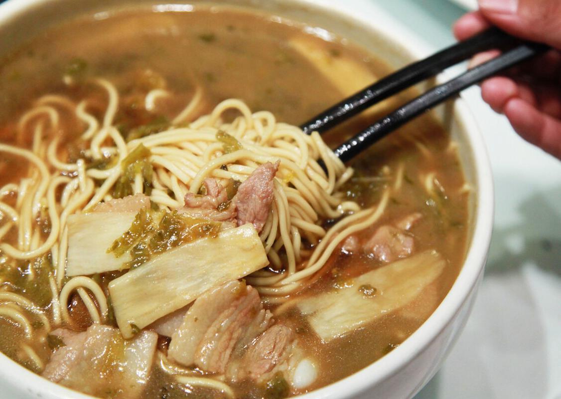 低血糖、营养不良，过度节食有害健康，掌握3点，让你健康瘦