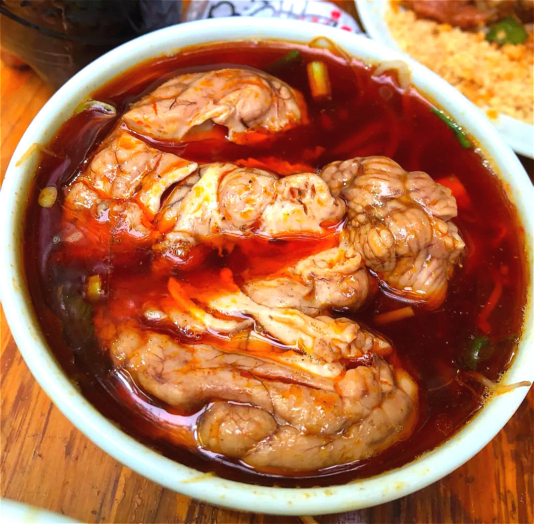 成都很火的串串网红店,成都生意火爆的串串