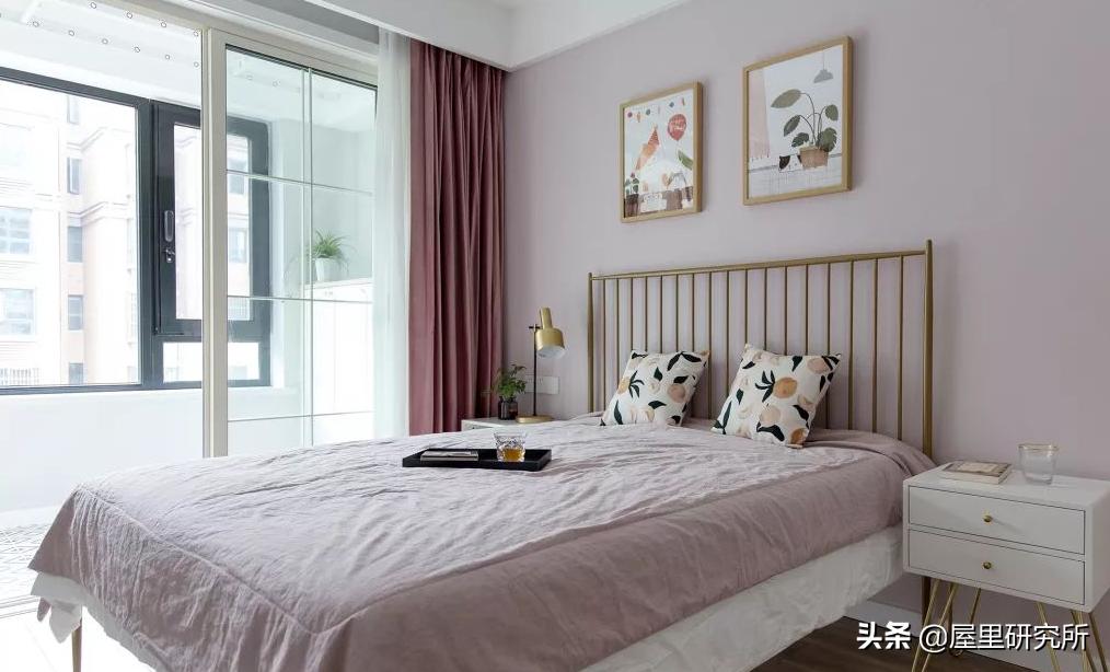 当90后女生遇到一个00后男生,当90后女孩遇到00后