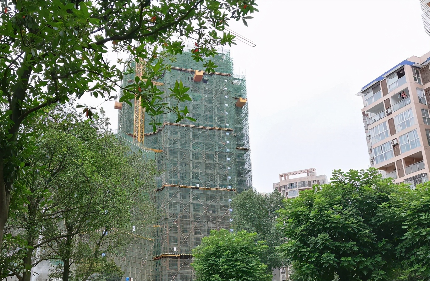 精装单价仅2万，成都主城二环中，普通也可上车