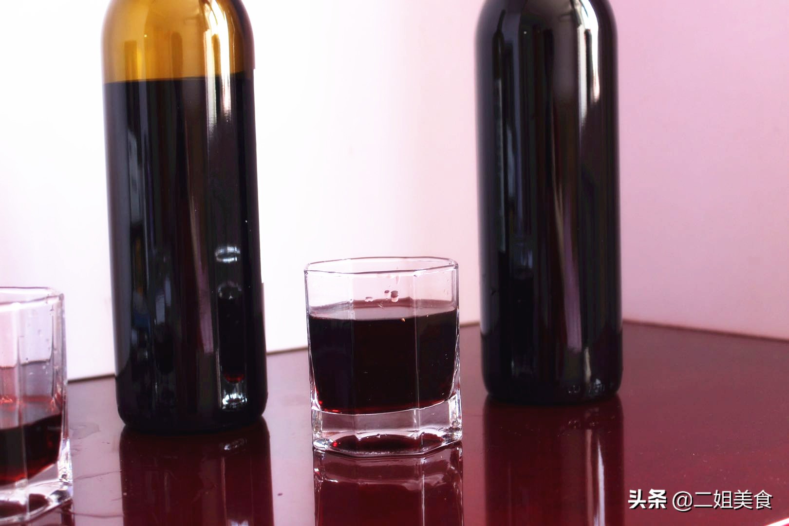 红酒发酸发涩正常吗,喝红酒不醉妙招