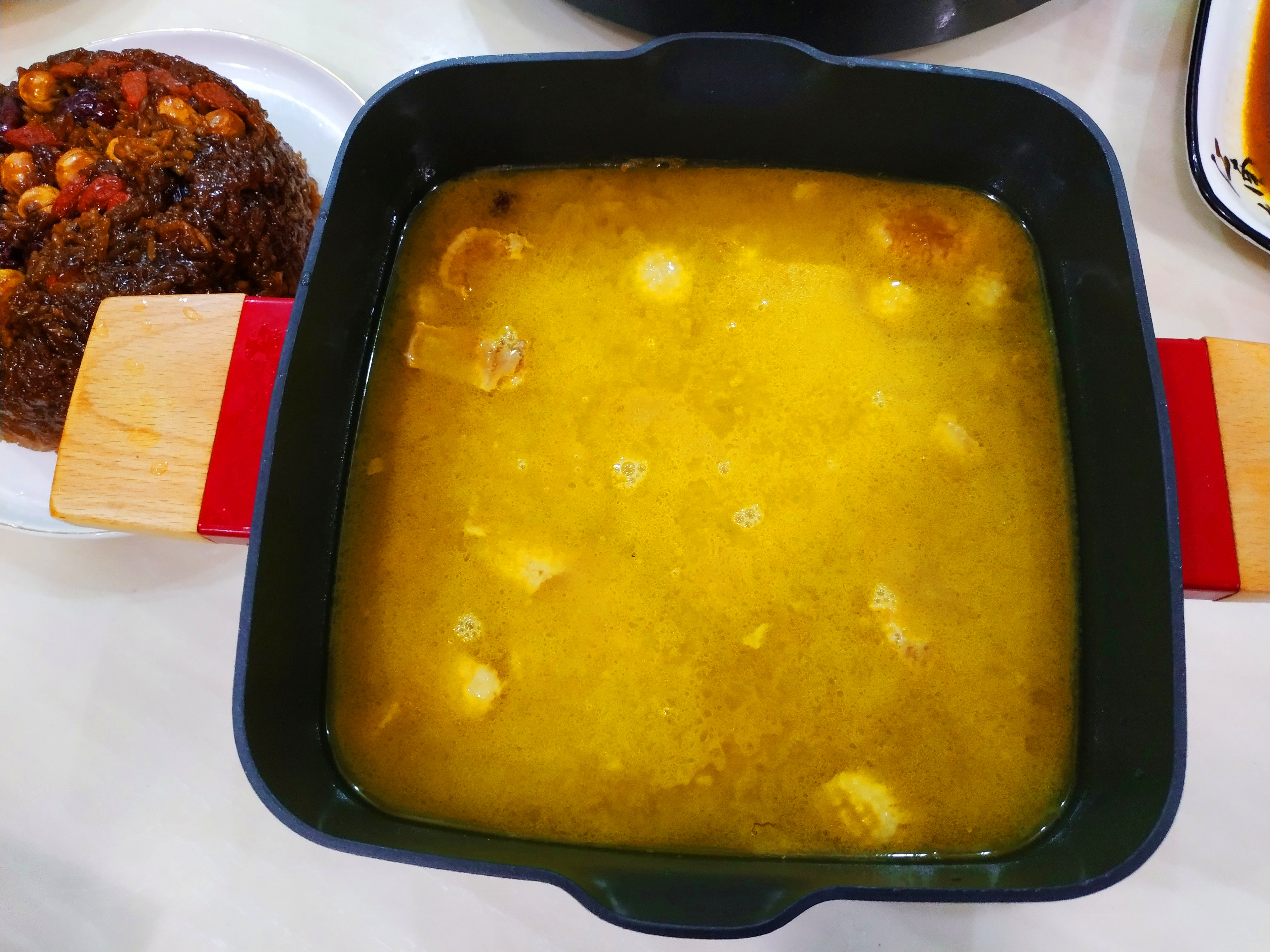 洗肥肠加什么好洗,猪肚猪肠如何焯水