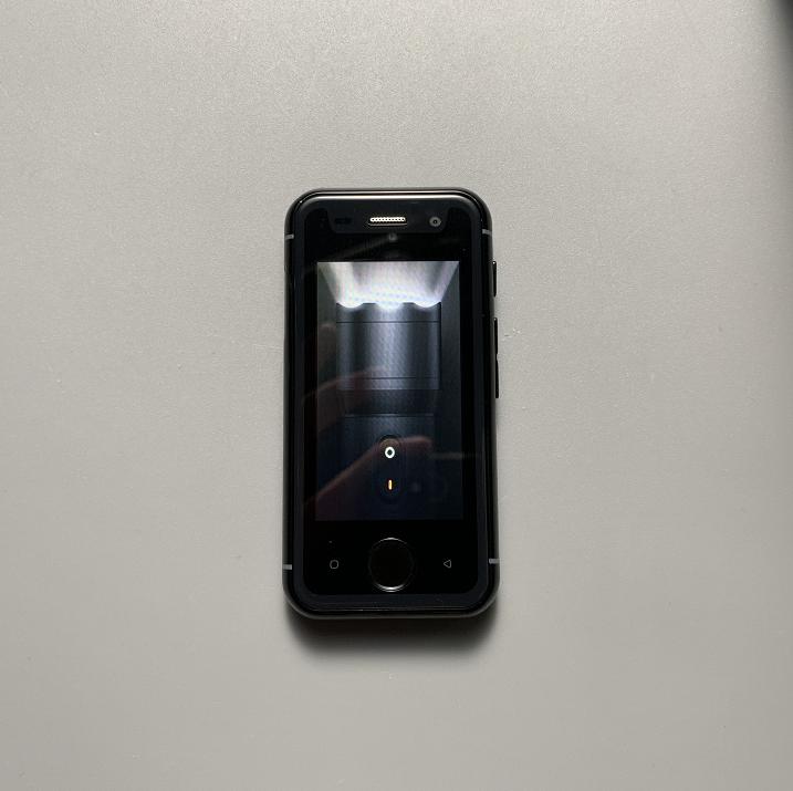 一台山寨iPhone的基本修养：除了装傻以外，一无是处