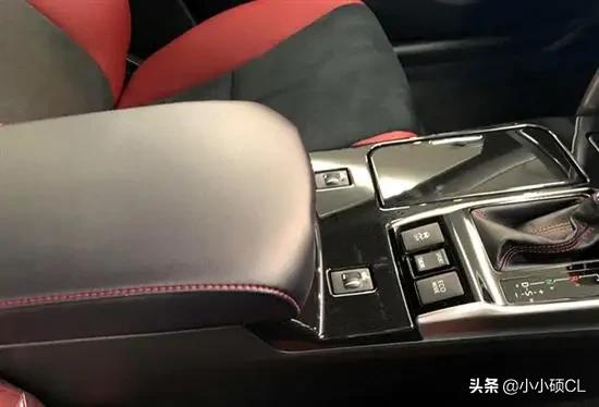 丰田锐志新款即将上市车型,锐志3.0v6日本售价