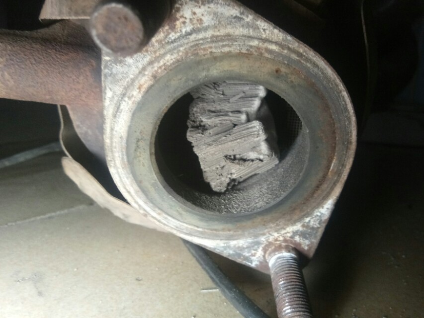 三元催化为什么会中毒,三元催化器硫中毒怎么处理