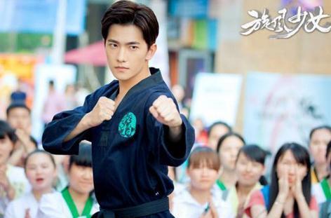 还记得2016年的旋风少女吗,还记得那个夏天追过的旋风少女吗