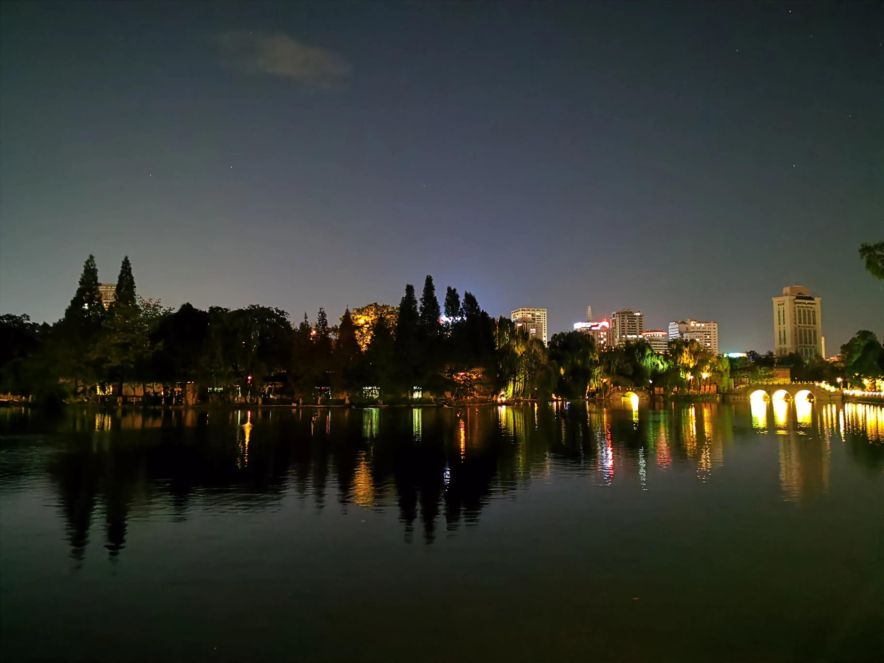 鏄嗘槑浣忓缁忔祹瀹炴儬閰掑簵鎺ㄨ崘,鏄嗘槑鍟嗗姟閰掑簵鎺ㄨ崘