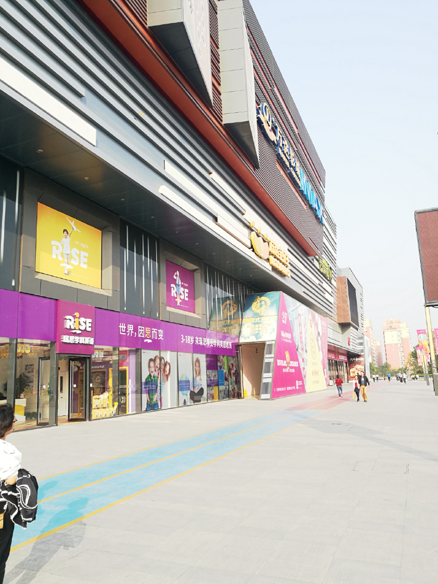 北京地铁4号线新宫站,北京地铁4号线和8号线交汇站