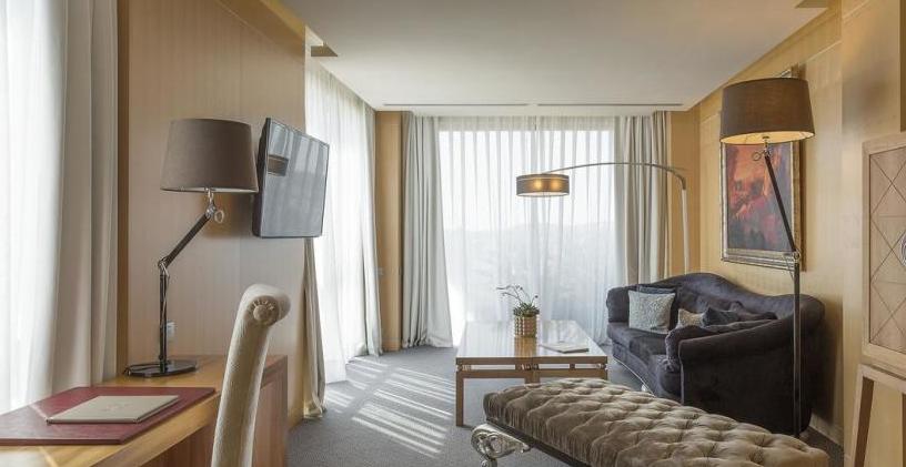 足球明星和流量明星,足球明星跨界