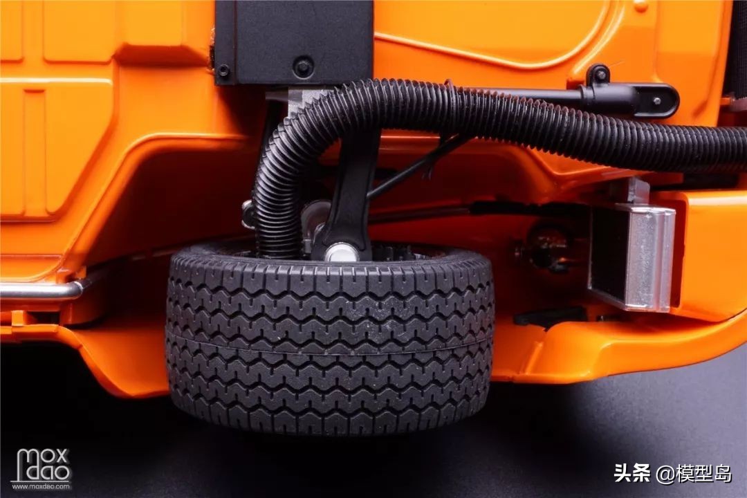 保时捷rsr汽车模型,开箱1:36保时捷taycan模型