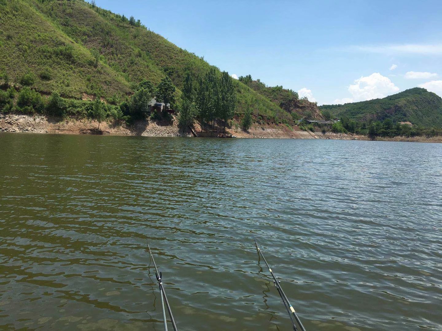 窝米正确打窝方法图解,打窝子的正确方法和技巧