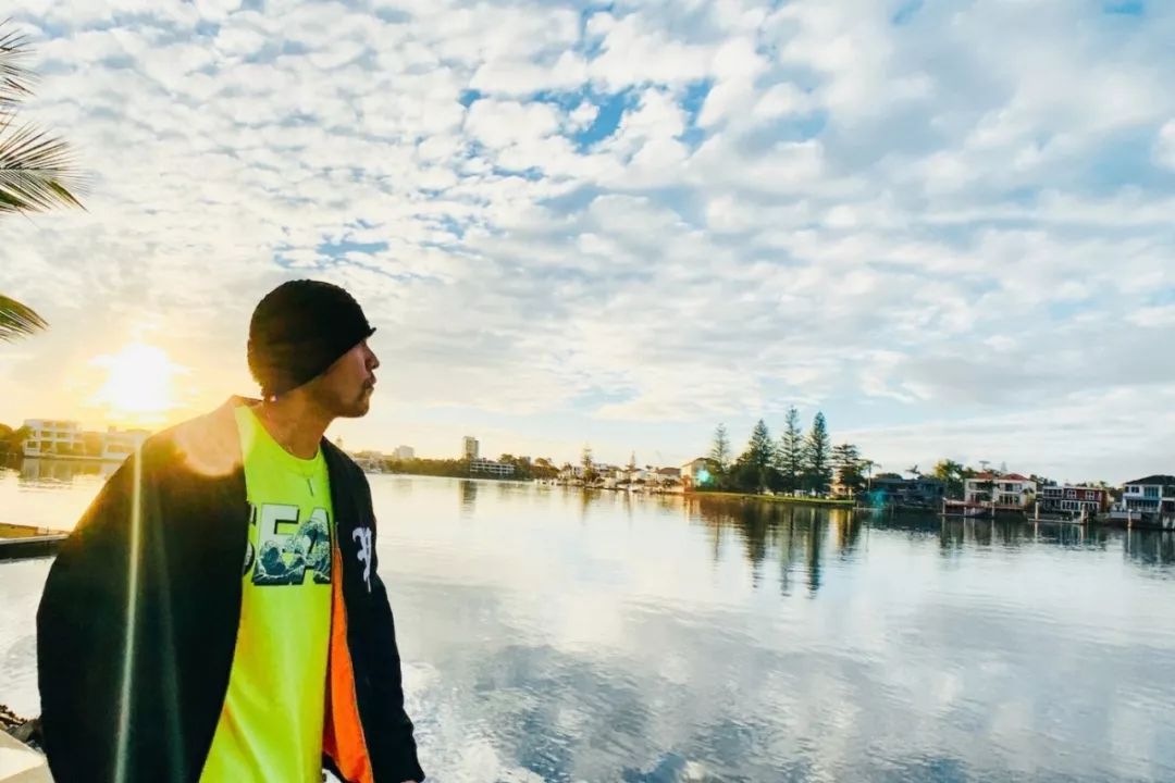 各路明星疯狂带货的新晋街头品牌，最浪的潮牌是海风WINDANDSEA