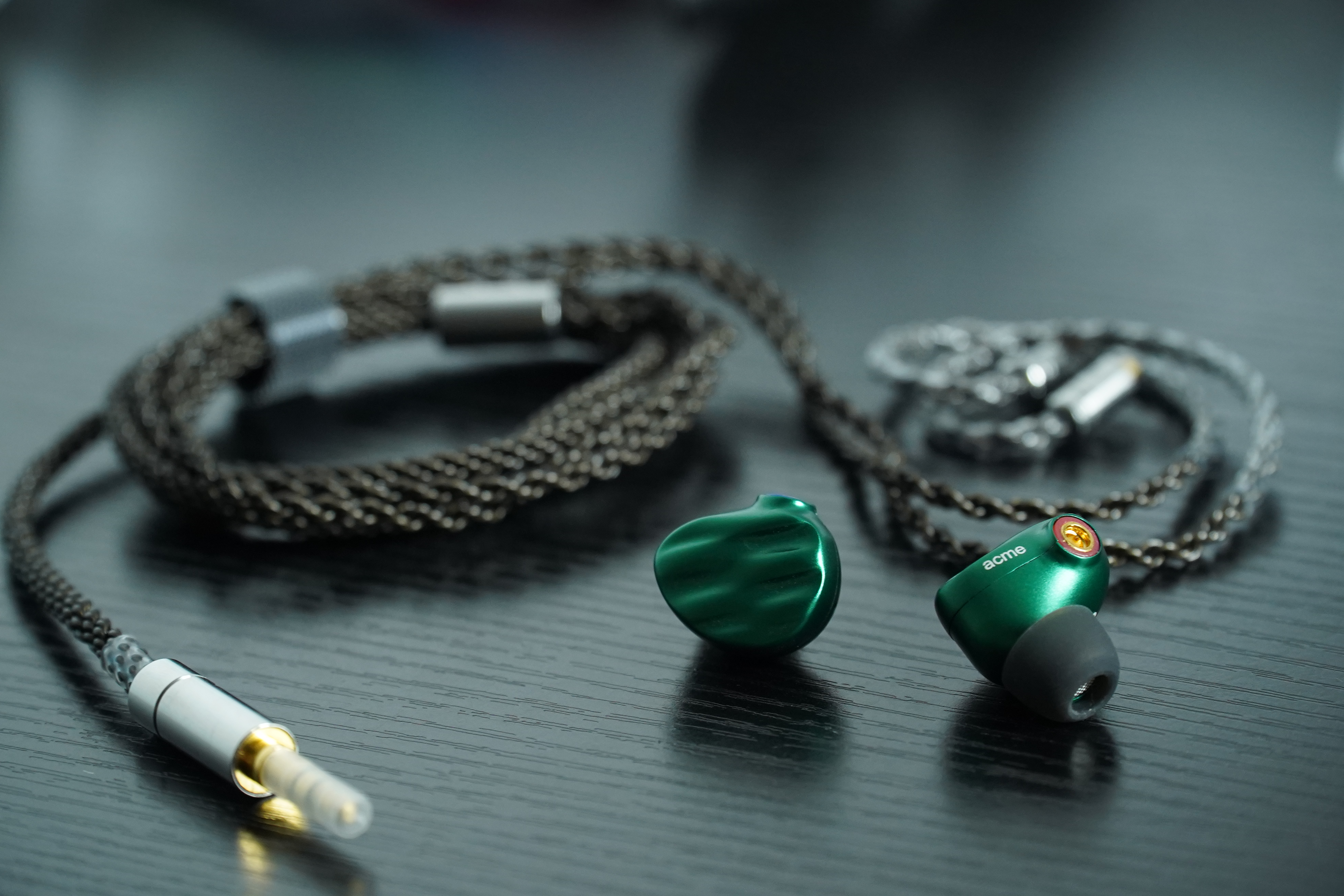 跟w31音质差不多的耳机,直播用的好一点的监听耳机推荐