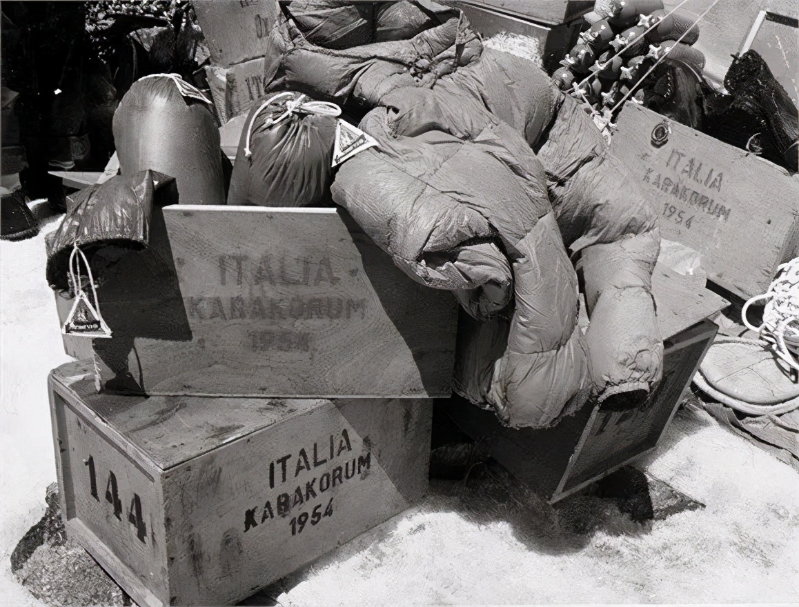 moncler羽绒服真的好吗,明星人手一件的羽绒服