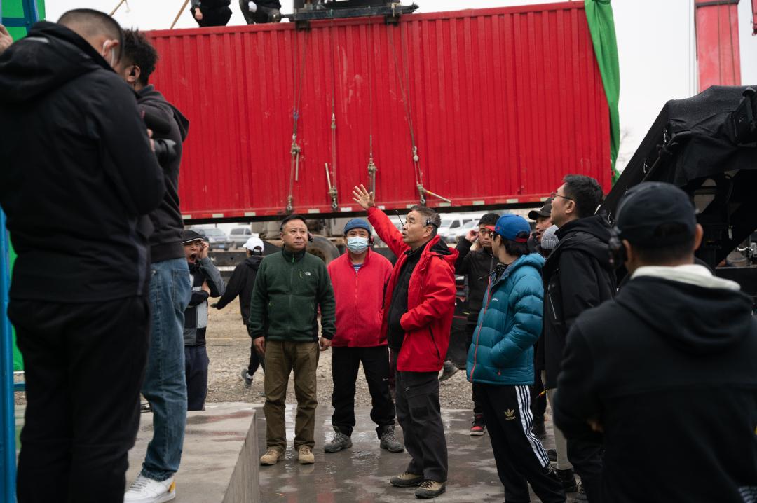 峰暴电影朱一龙怎么拍摄的,朱一龙徒手攀岩花絮