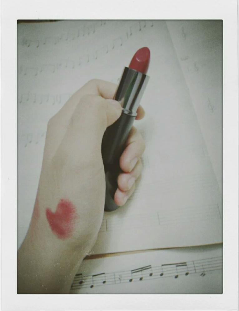 特别高级的颜色橘黄口红,2022gucci口红