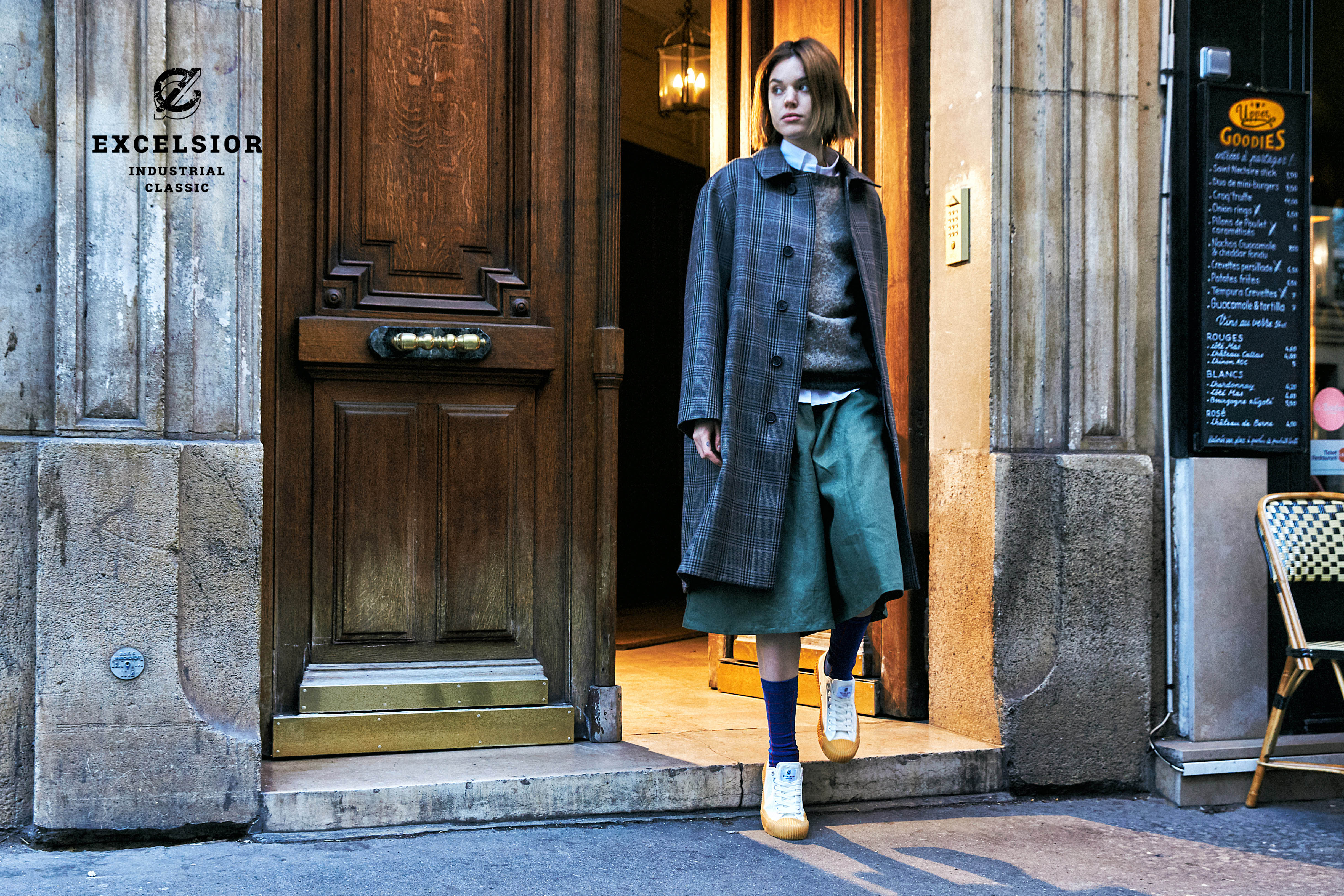 李圣经美丽凭实力,李圣经时尚美照